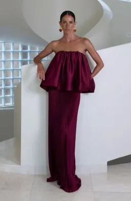 L’IDEE BREEANA TOP & GALA SKIRT- WINE Size 8  for rent on The Volte - image 1