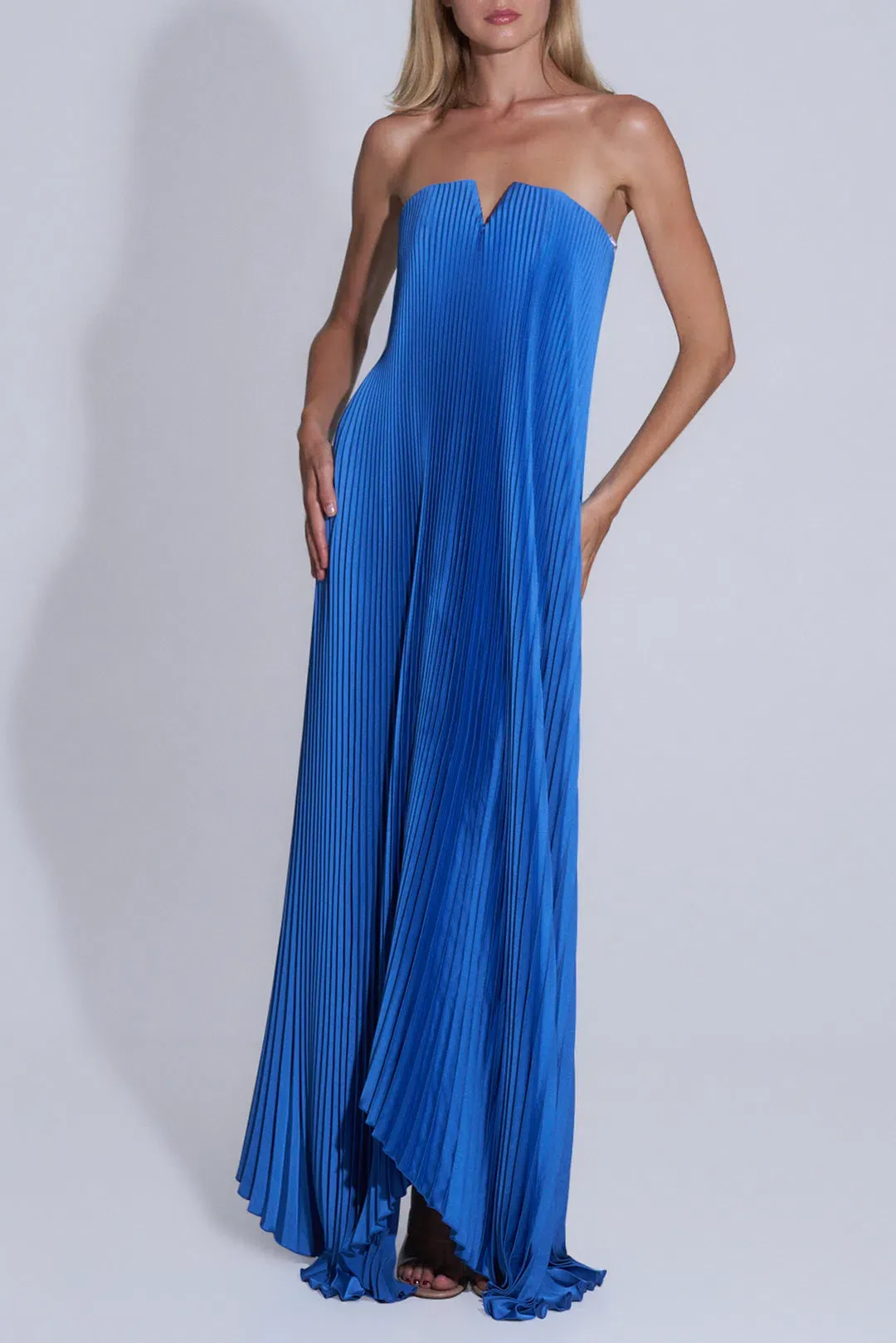 L'idee Black Tie Gown in Marino Blue Size M / AU 10 for rent on The Volte - main image
