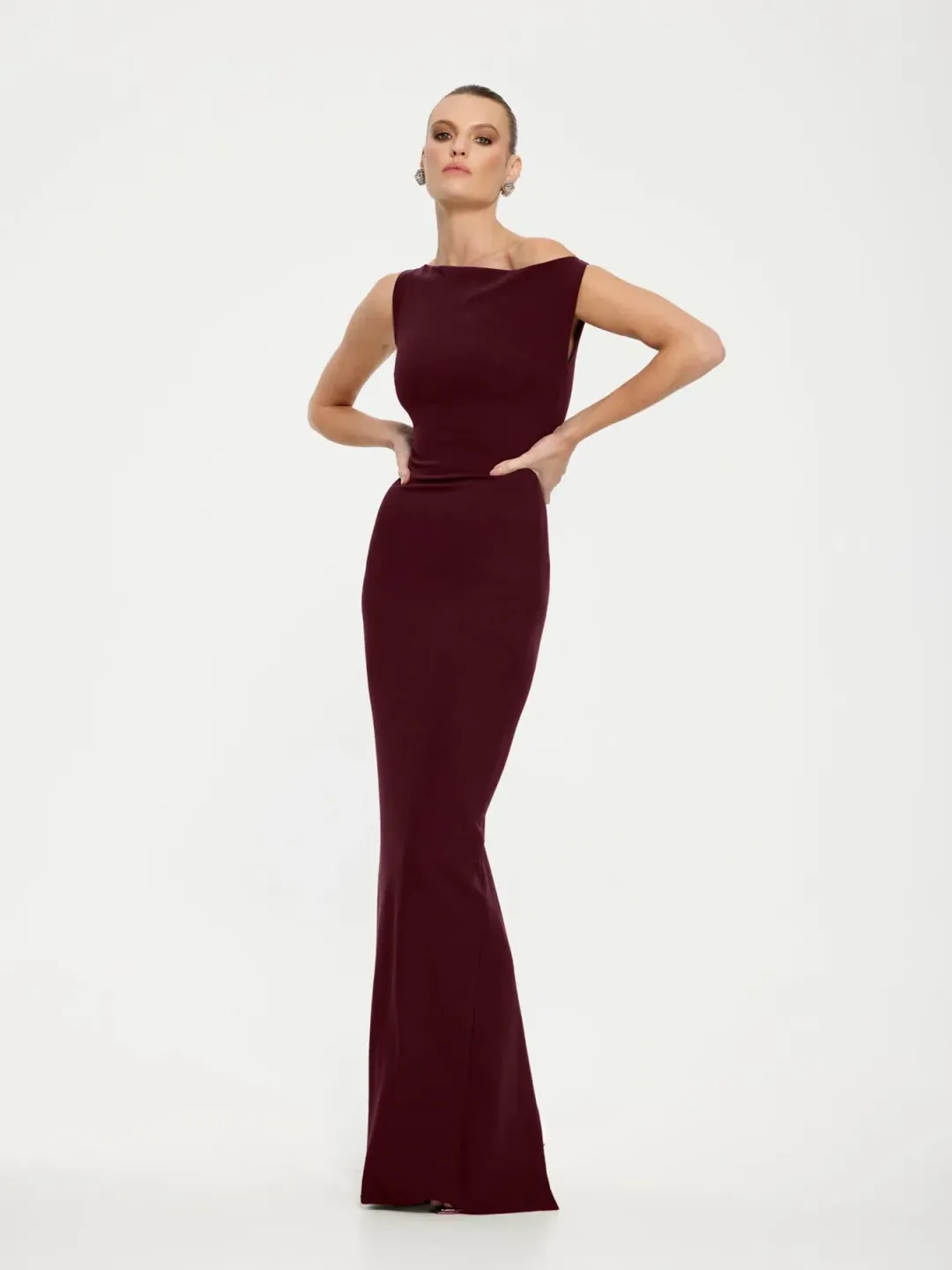 EFFIE KATS INAYA GOWN WINE SIZE XS (6-8) for rent on The Volte - main image