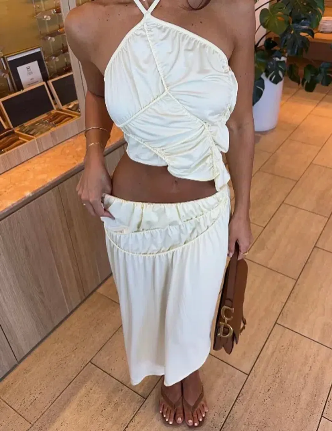 Koster Kulture Fleur Set for rent on The Volte - main image