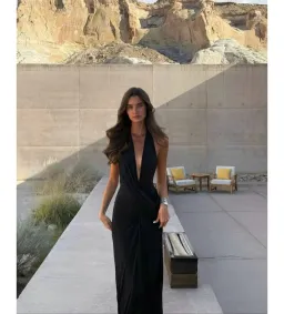 Natalie Rolt Winona Gown Black Size 6 for rent on The Volte - image 4