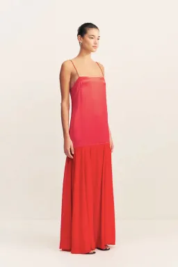 Moraya Dropped Waist Maxi Dress - Chilli - Size AU6 for rent on The Volte - image 3