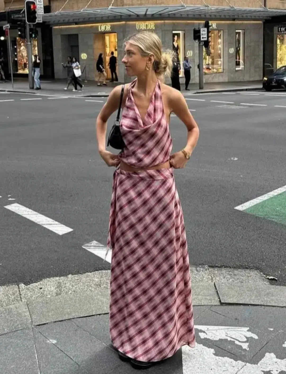 Desero Jacare Amalfi Set for rent on The Volte - main image