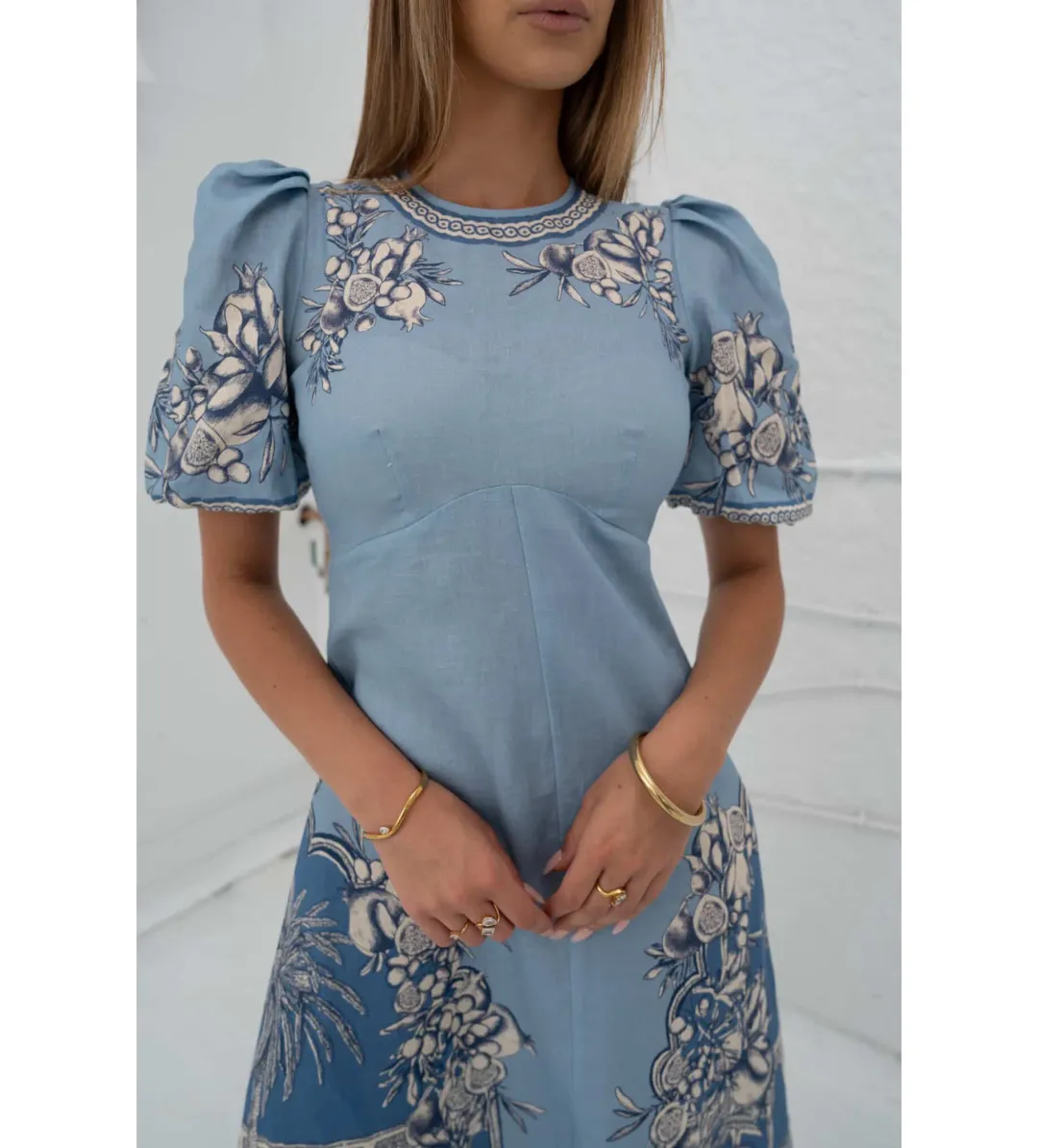 Alemais La Sirena Exclusive Villa Romantica Midi Dress Blue Floral Size AU 10 for rent on The Volte - main image