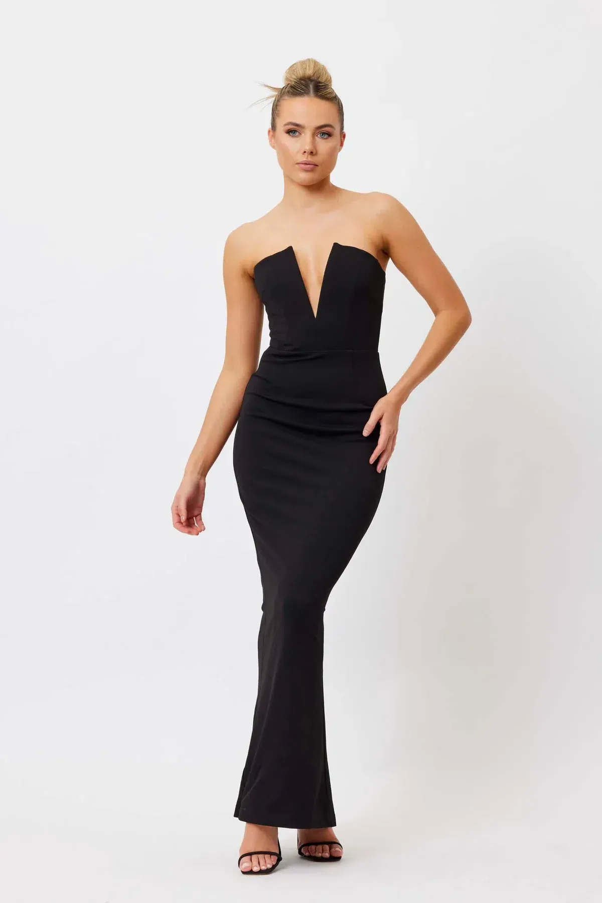Black Bianca and Bridgett Avery V Neck gown size 4 for rent on The Volte - main image