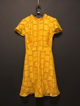 Cue Burnout Jacquard Fluted Sleeve Dress Yellow Size 14 for rent on The Volte - image 4