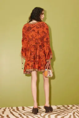 Alémais Monkey Dance Mini Size 12AU for rent on The Volte - image 3