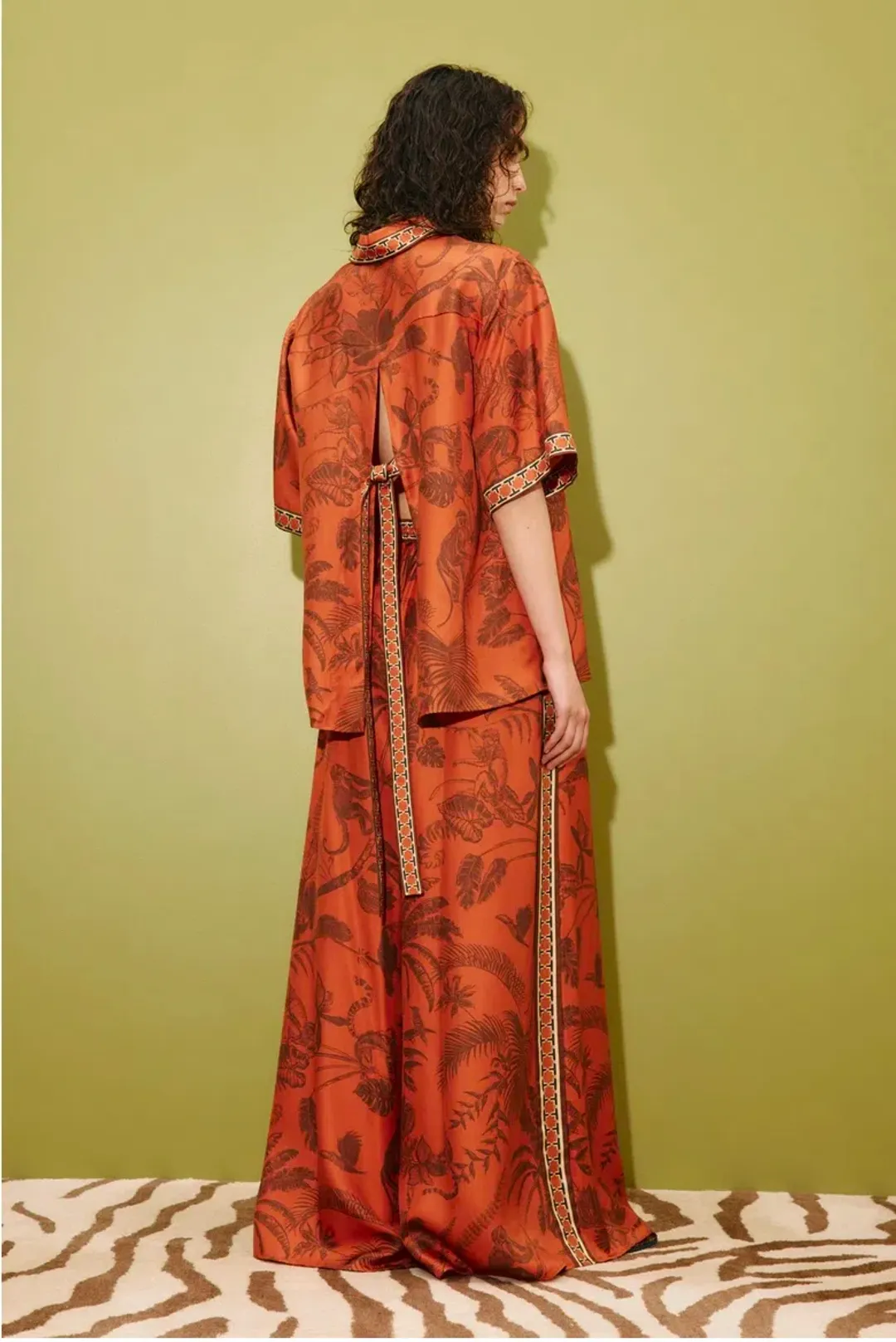 Alémais Monkey Dance Silk Set Size 16AU for rent on The Volte - main image