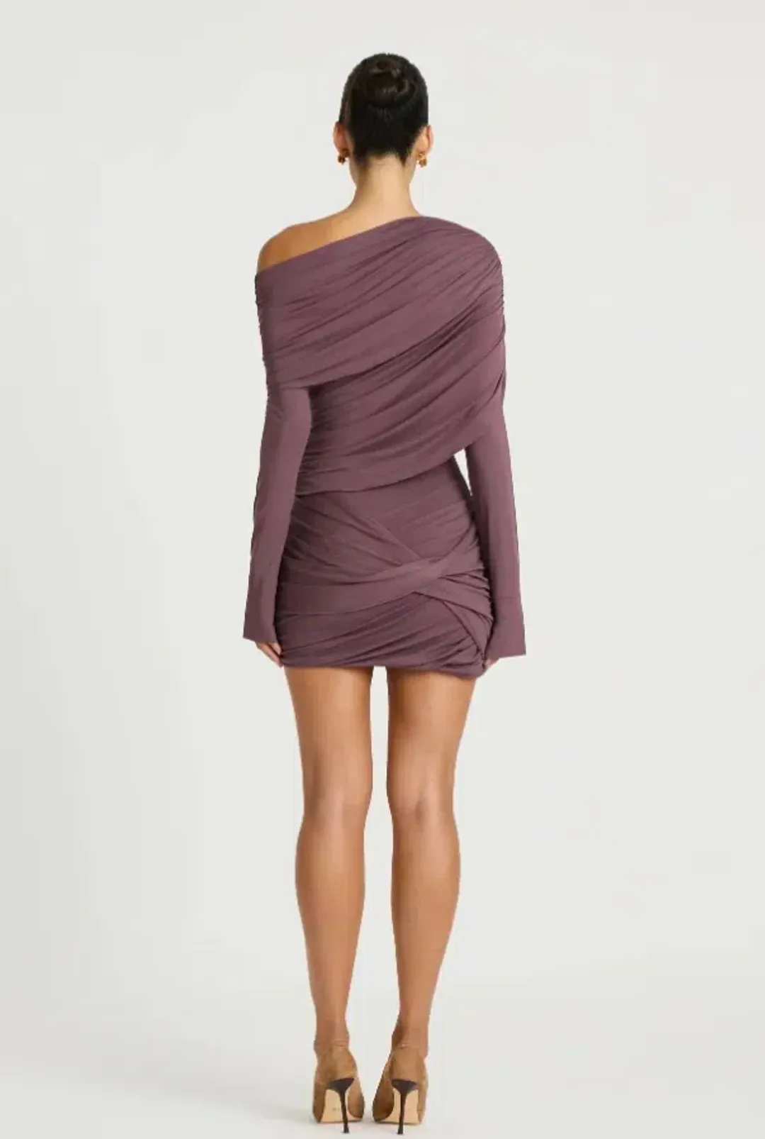 Benni Otto Long Sleeved Mini Dress in Plum Size 8 for rent on The Volte - main image