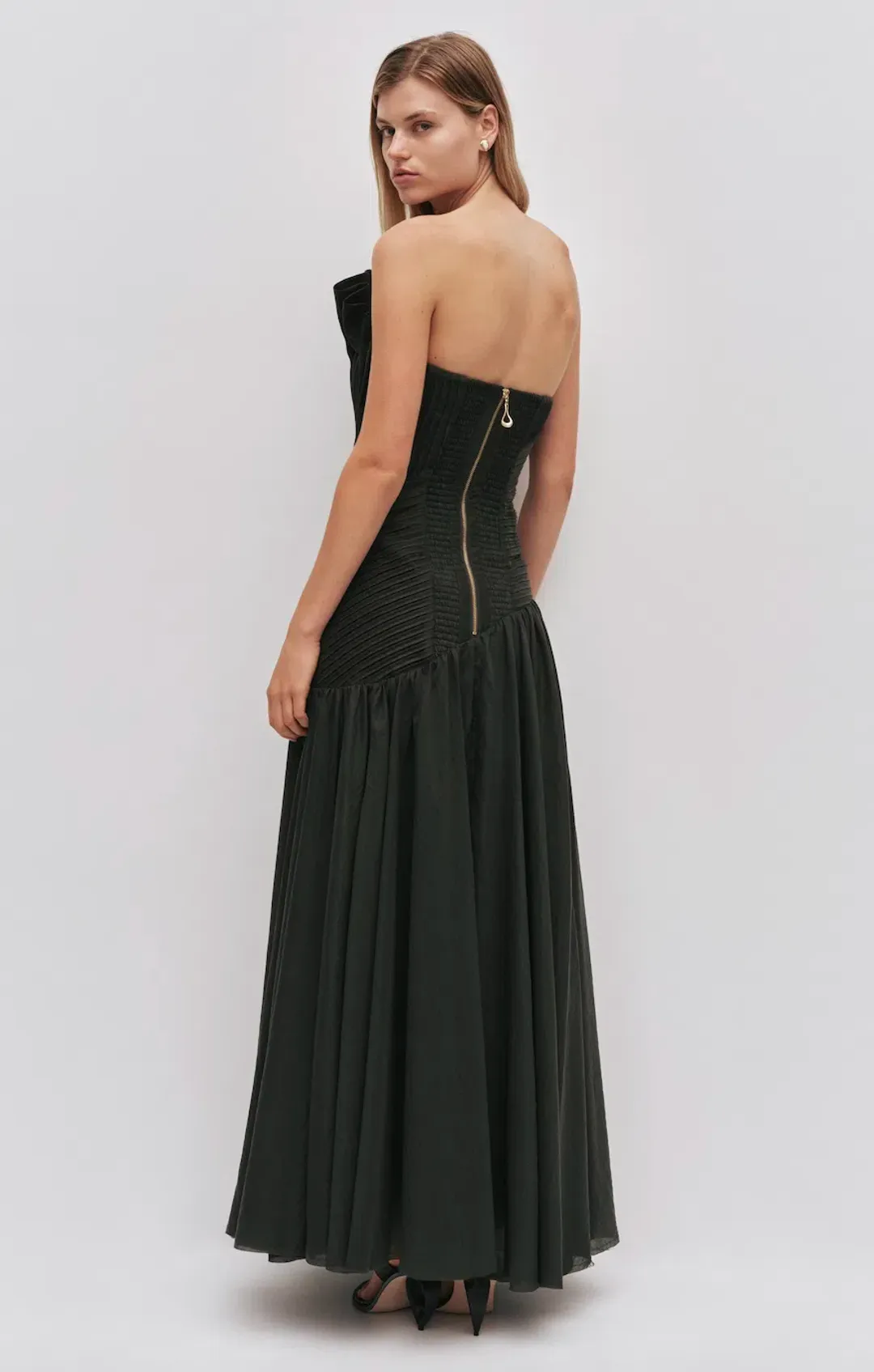 AQUILINE GOWN | HUNTER GREEN - SIZE 6 for rent on The Volte - main image