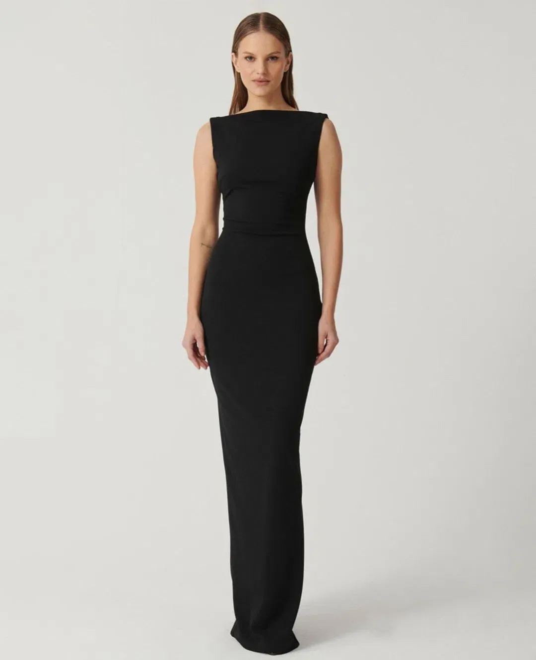 Effie Kats Verona Gown size S/8 in black for rent on The Volte - main image