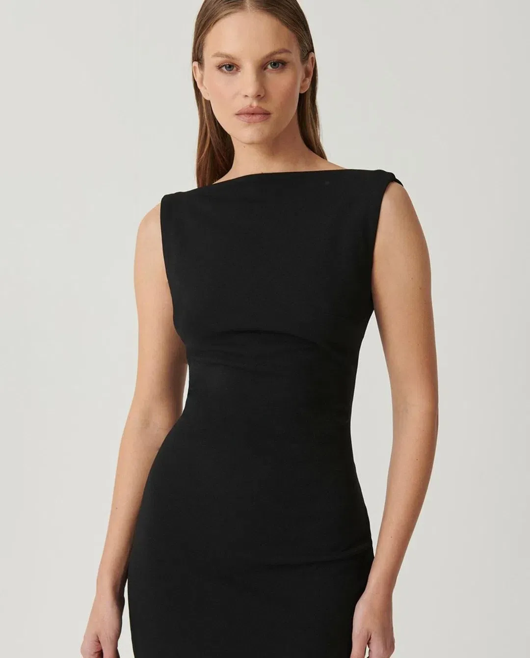 Effie Kats Verona Gown size S/8 in black for rent on The Volte - main image