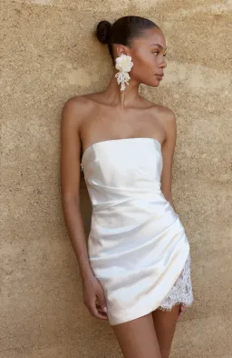 GRACE LOVES LACE SATEEN STRAPLESS MINI WEDDING DRESS in XS ( Fits AU 6 - 8 ) | Reception, Hen's & Bachelorette Party Dress for rent on The Volte - image 1