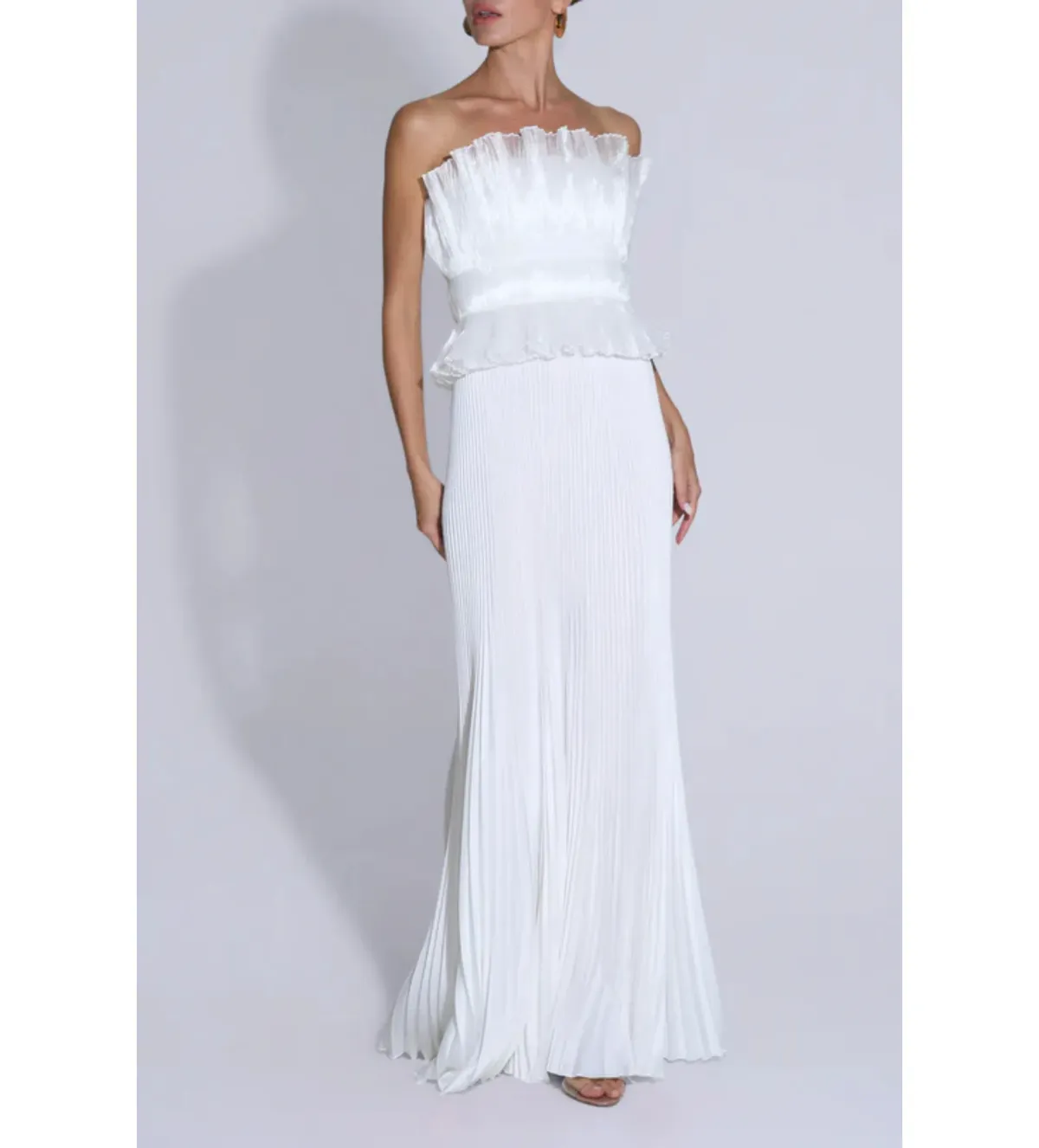 L'Idee Masquerade Gown in Ivory Size AU12 for rent on The Volte - main image