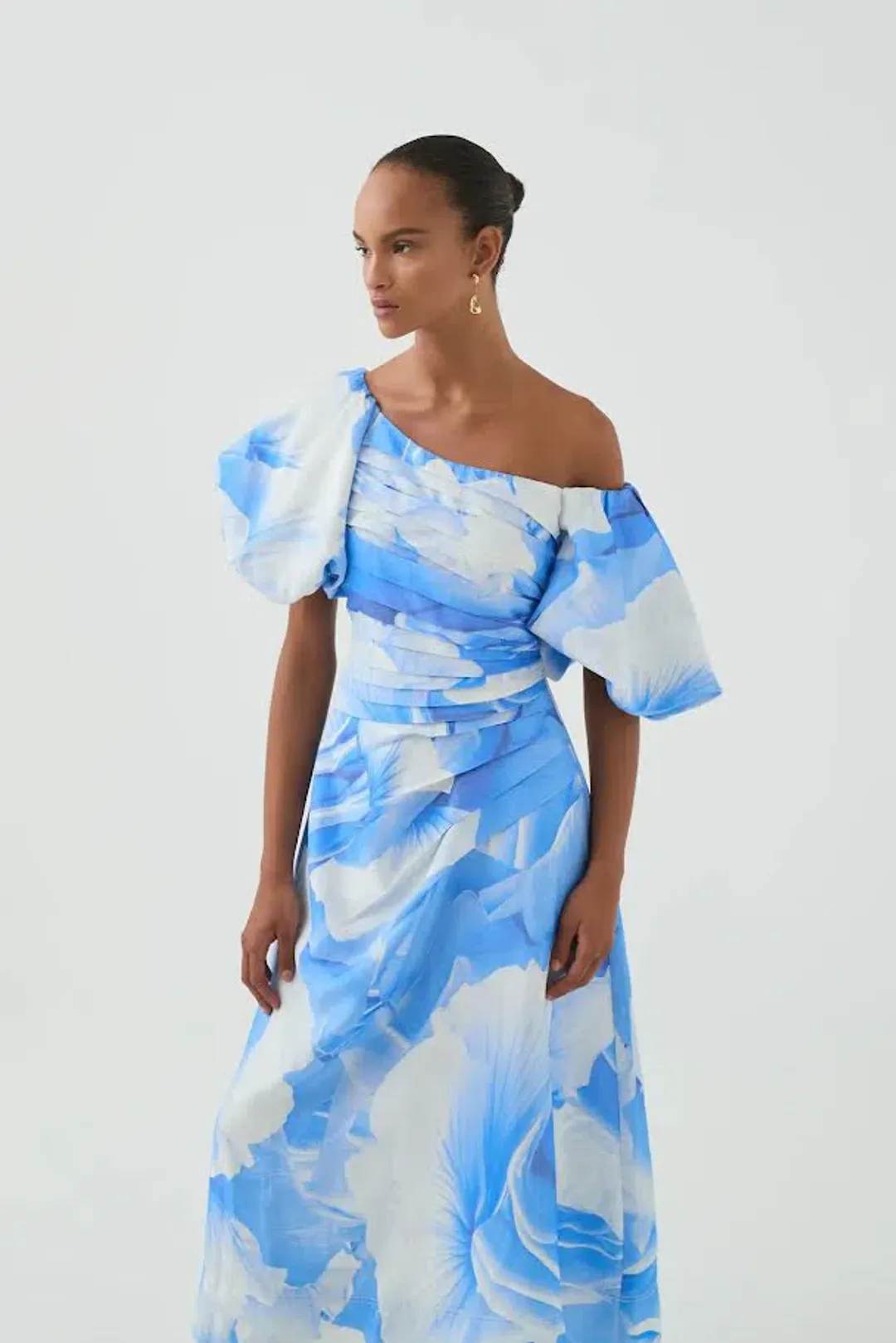 🩵 NEW Aje Cadence Ruched Midi Dress – Prismatic Floral Light Blue – Size AU 10 🩵 for rent on The Volte - main image