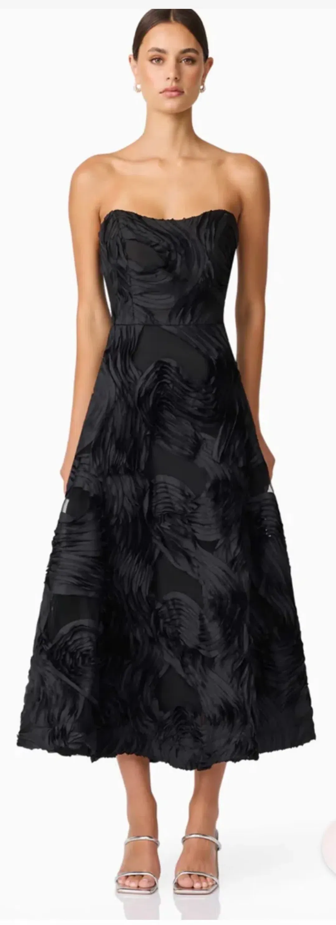 Elliatt Asher Sweetheart midi dress black size 10 for rent on The Volte - main image
