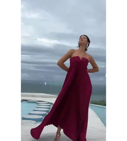 L'Idee Black Tie Gown in Chianti in Size AU8 for rent on The Volte - image 1