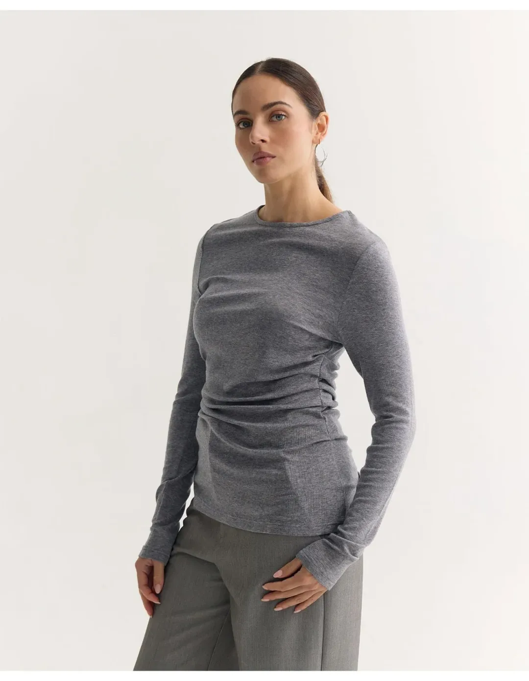 Oxford Lucy Fine Wool Knit Top Grey Size 8 for rent on The Volte - main image