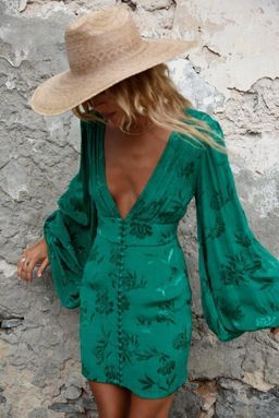 Rat & Boa Isabella Dress Green Size S/Au 8 for rent on The Volte - image 3
