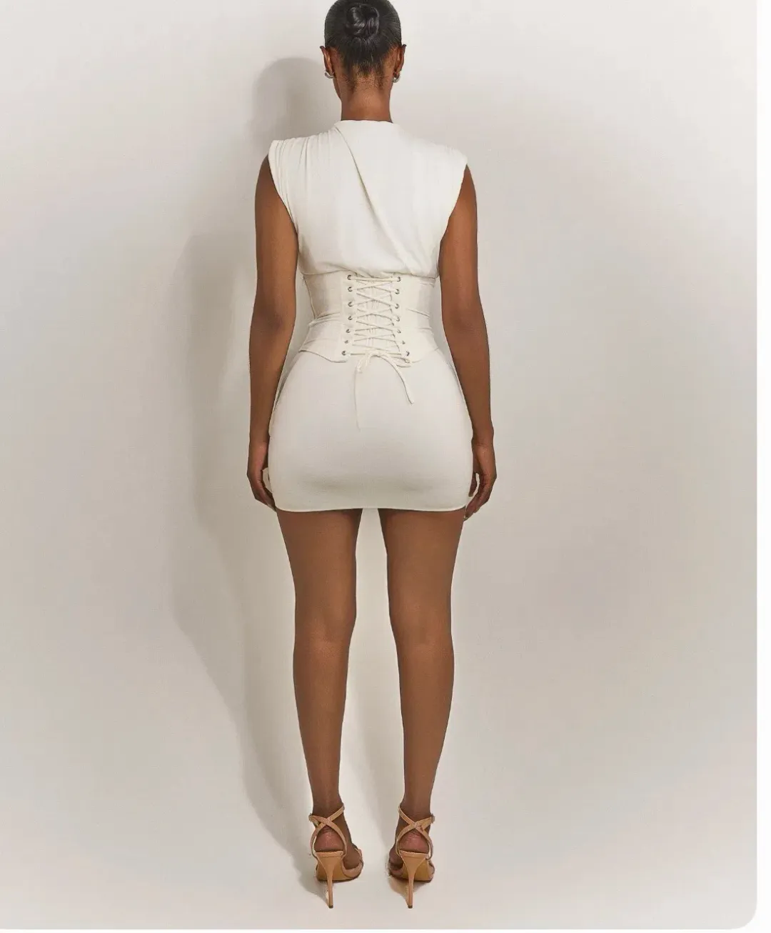 Sandra mini  for rent on The Volte - main image