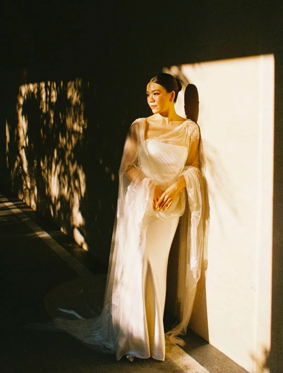 Danielle Frankel Pleated Lace Applique Veil Floor Length for rent on The Volte - main image