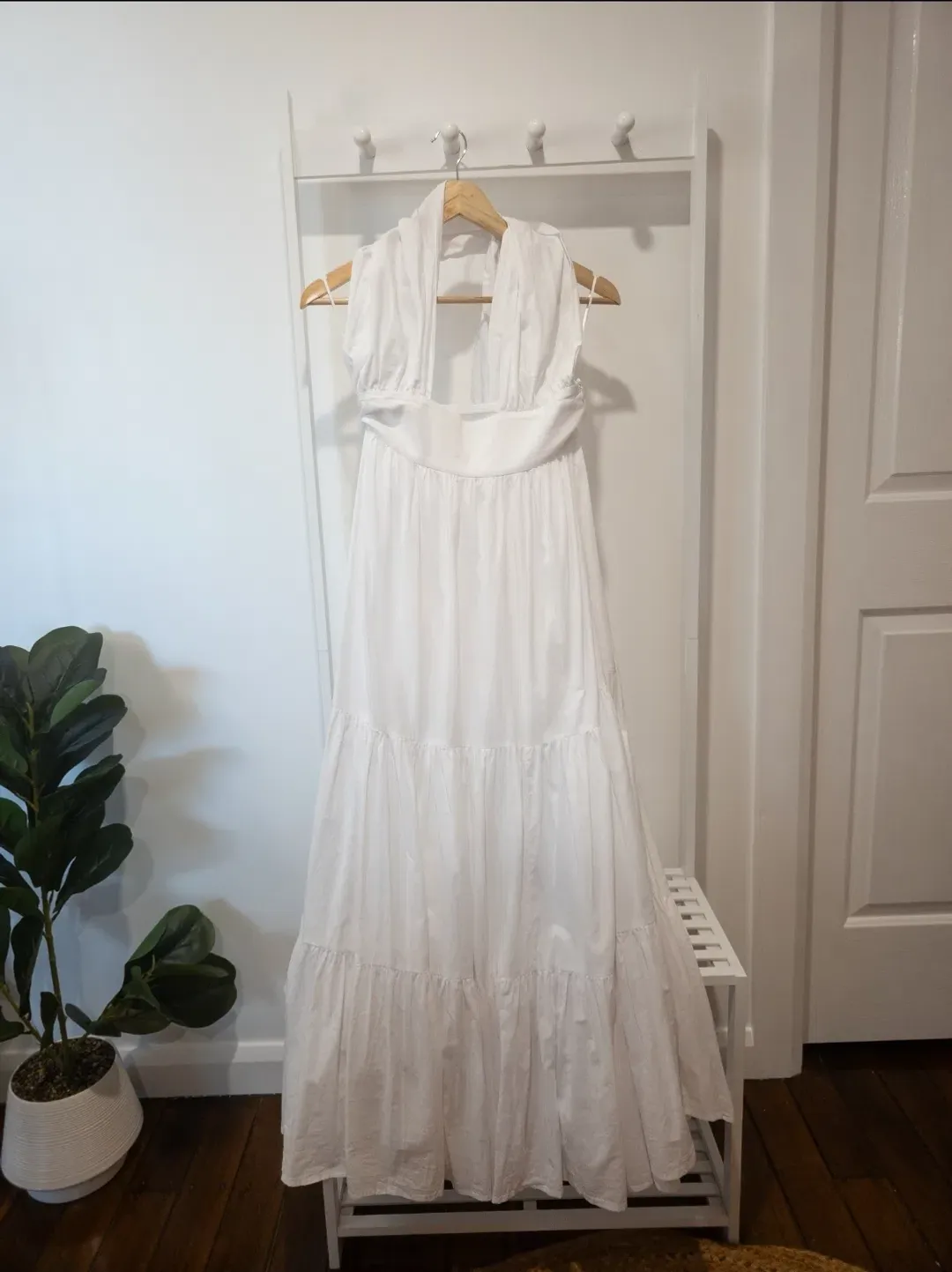 Gia white maxi - Sonya Moda - size 8 for rent on The Volte - main image
