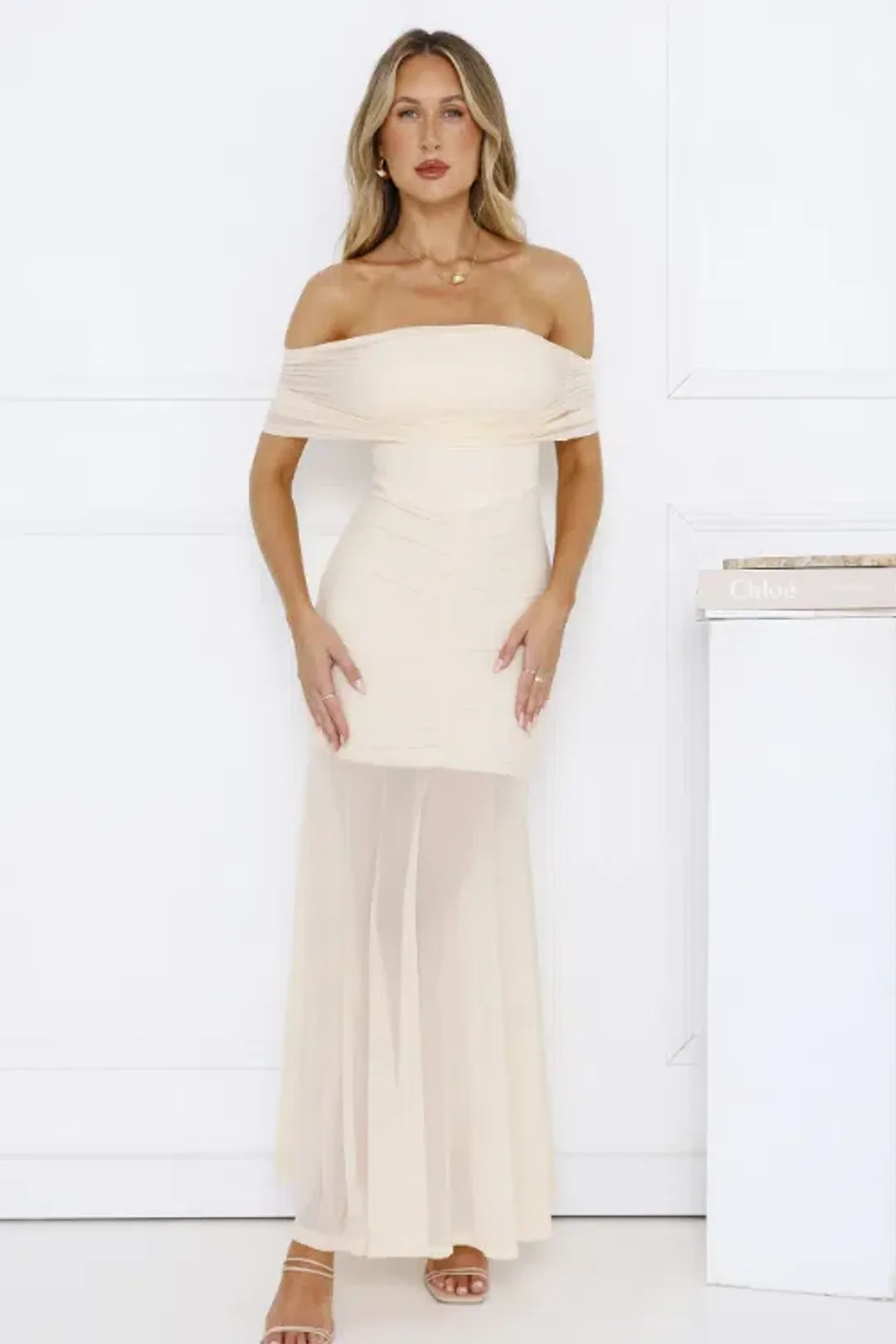 Lumiere off shoulder - Hello molly - size 10 for rent on The Volte - main image