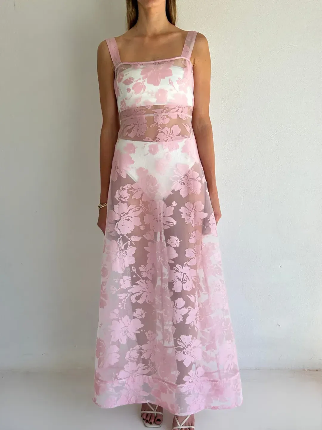 By Nicola Goldie Maxi Marshmallow / Size 14 for rent on The Volte - main image