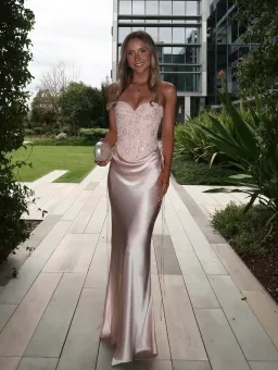 Natalie Rolt  Verity Bustier and Evelyn Maxi Skirt Size 0 (6) for rent on The Volte - image 5