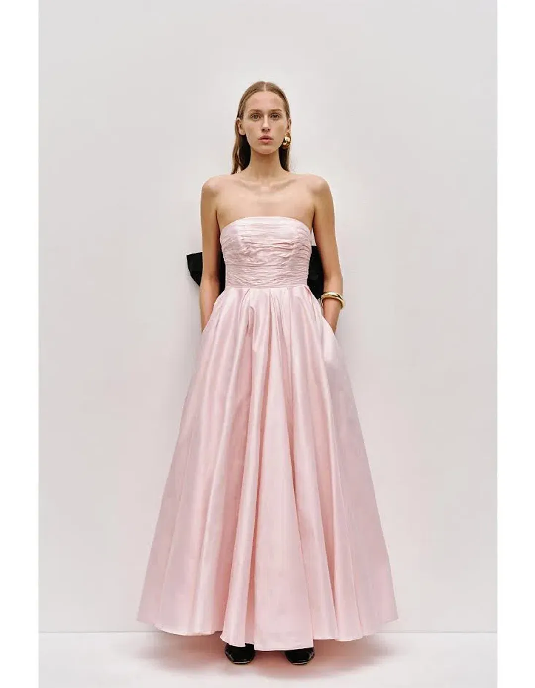 💕 New AJE Thea Bow Gown in Pink Tint & Black- Size 12 AU 💕 for rent on The Volte - main image