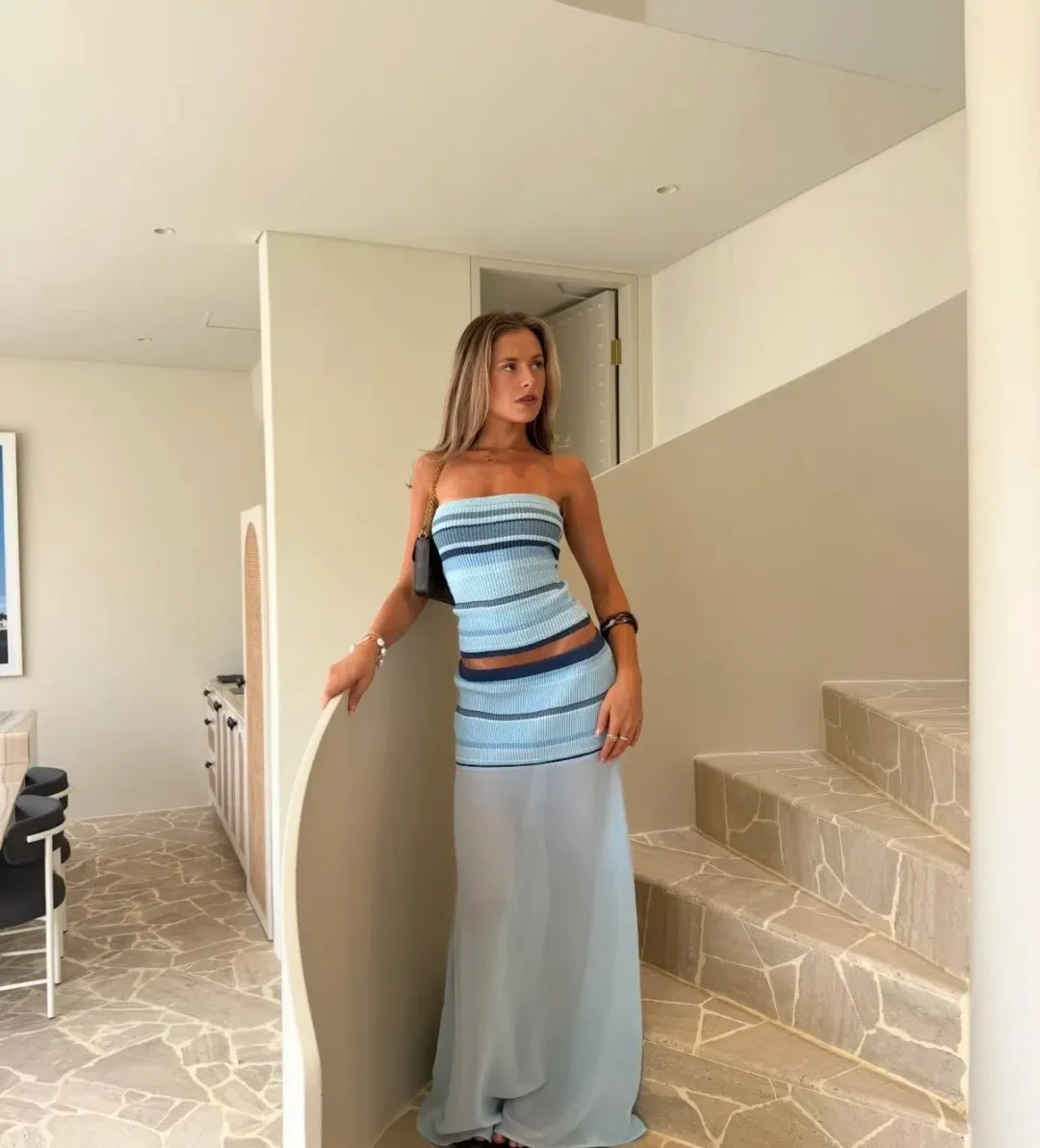 Desero Jacare Sardinia Set for rent on The Volte - main image