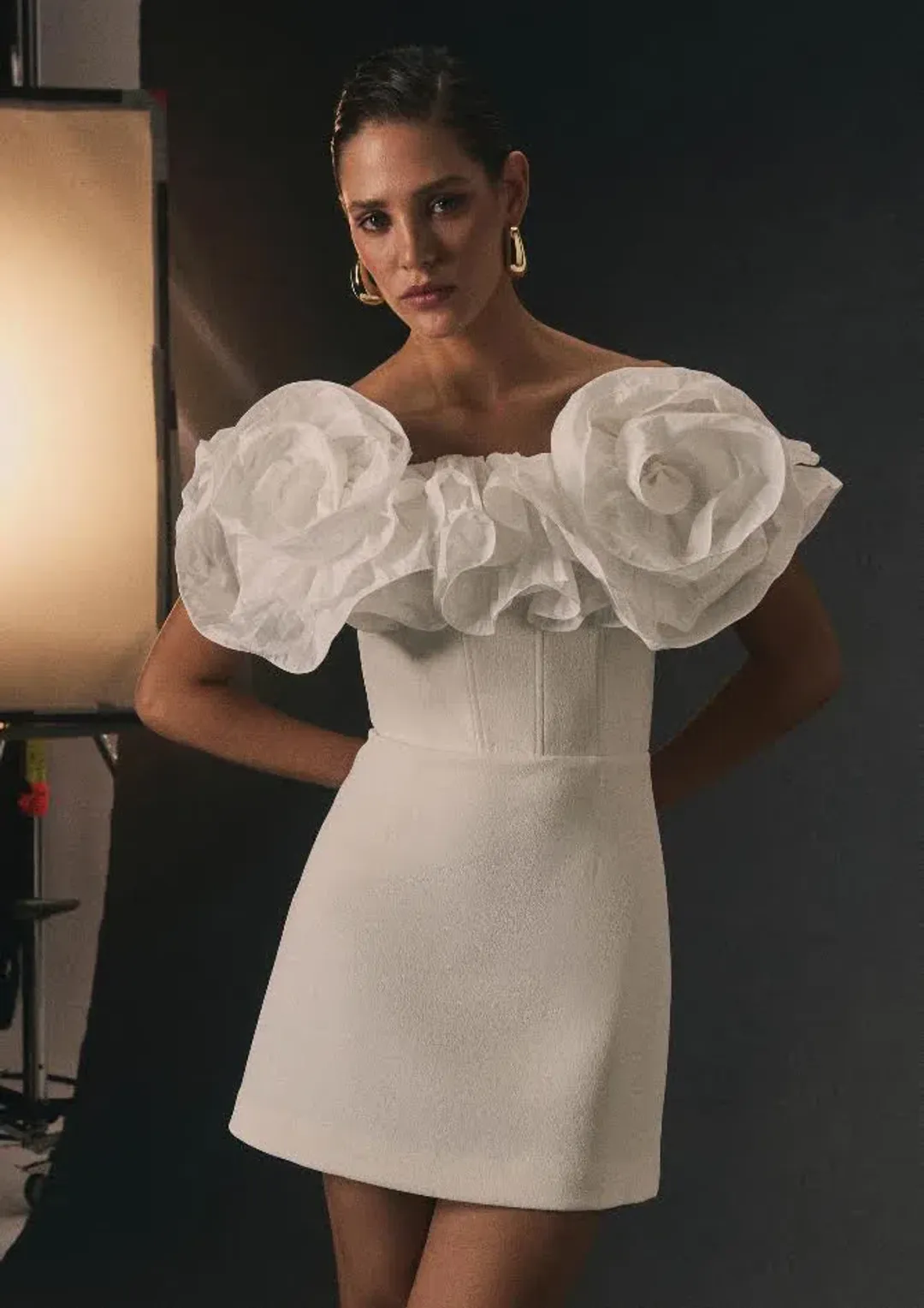 🤍 Rebecca Vallance Tessa Ruffled Mini Dress – Ivory White – Size 10 (AU) 🤍 RACES!!! for rent on The Volte - main image