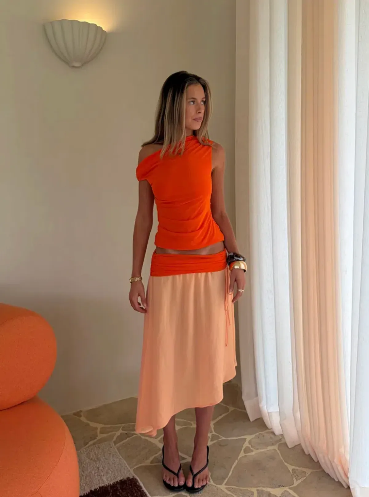 Desero Jacare Provence Set Orange 10 for rent on The Volte - main image