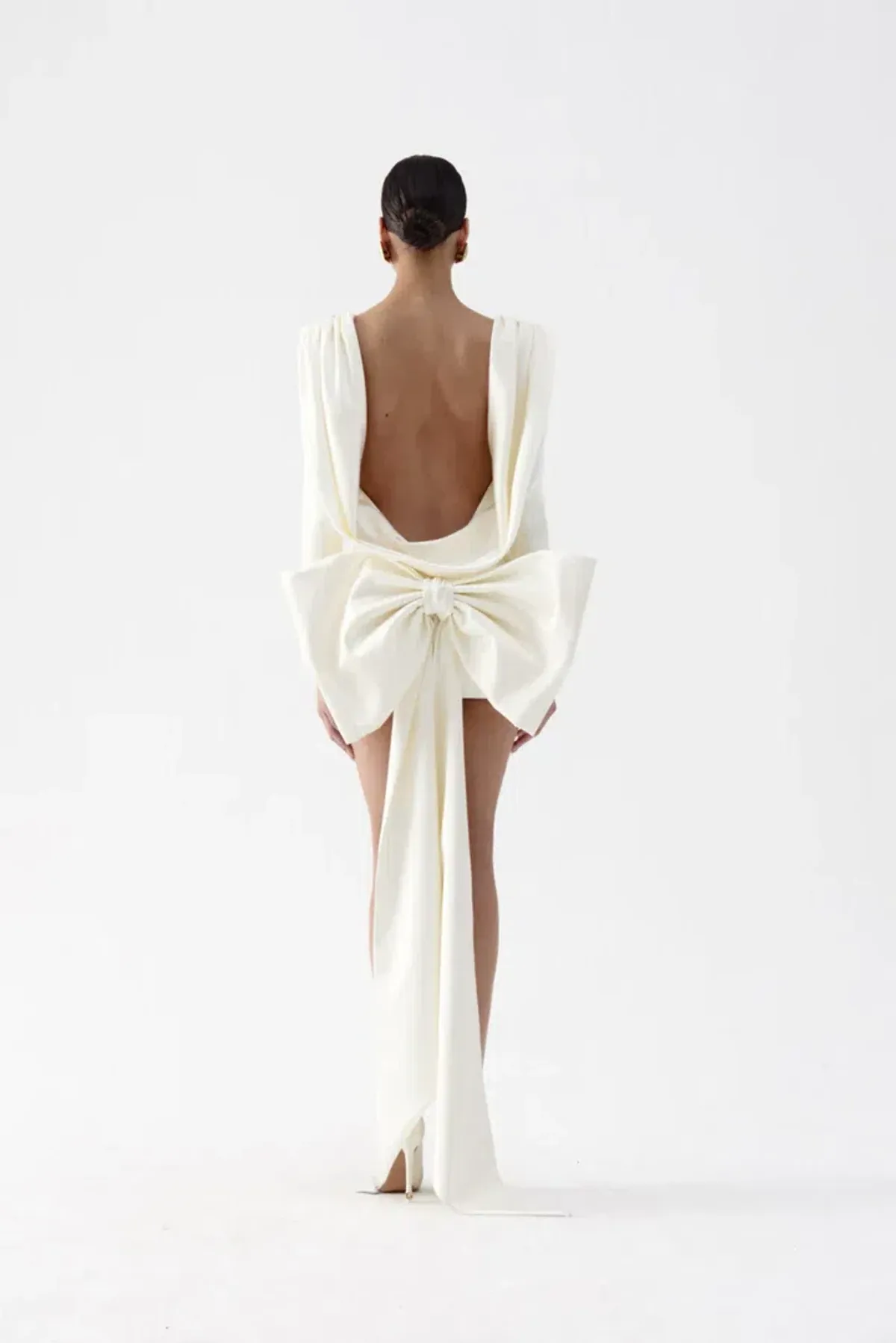The New Arrivals by Ilkyaz Ozel - Isthar Mini Bow Dress for rent on The Volte - main image
