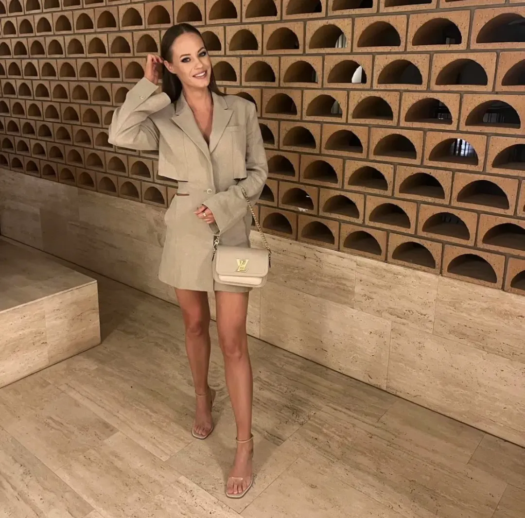 JACQUEMUS Beige Le Raphia 'La Robe Bari' Minidress size 6-8 for rent on The Volte - main image