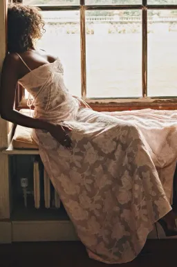 HOUSE OF CB Seren Dress Size 8 for rent on The Volte - image 5