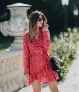 Realisation Par The Alexandra Mini Dress in Red Star Size XS / Au 6 for rent on The Volte - image 3