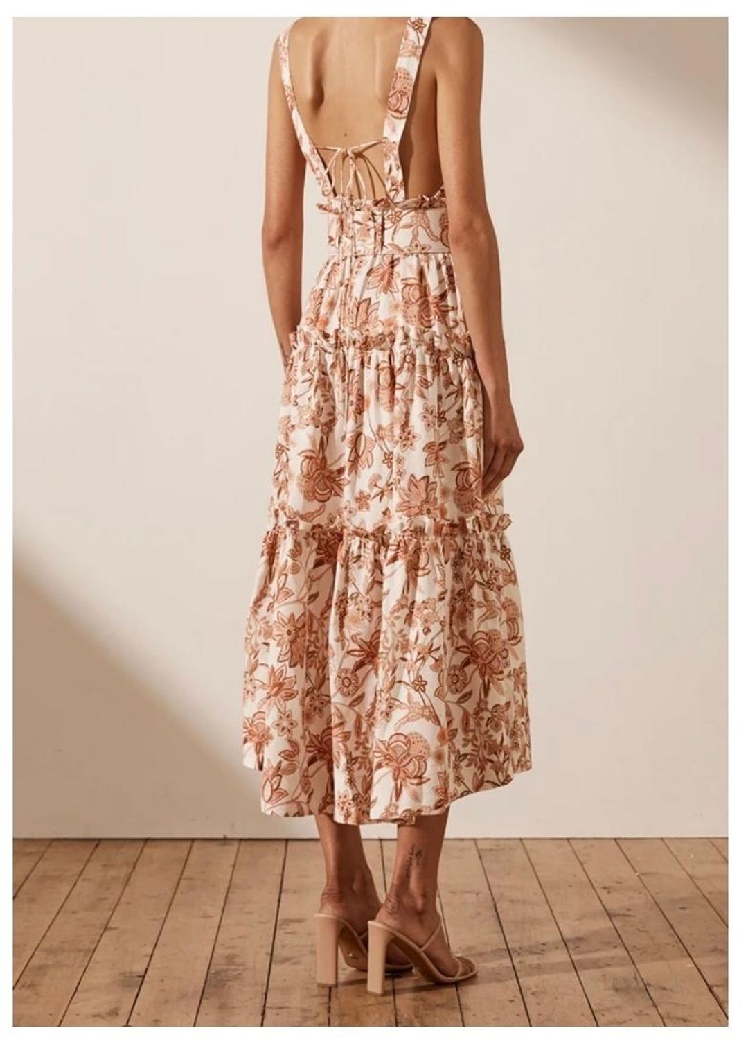 Shona Joy Carolina Tiered Midi Dress Print Size 8 for rent on The Volte - main image