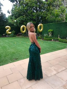 Alamour Genelle Emerald Sequin Gown Size 8 for rent on The Volte - image 4