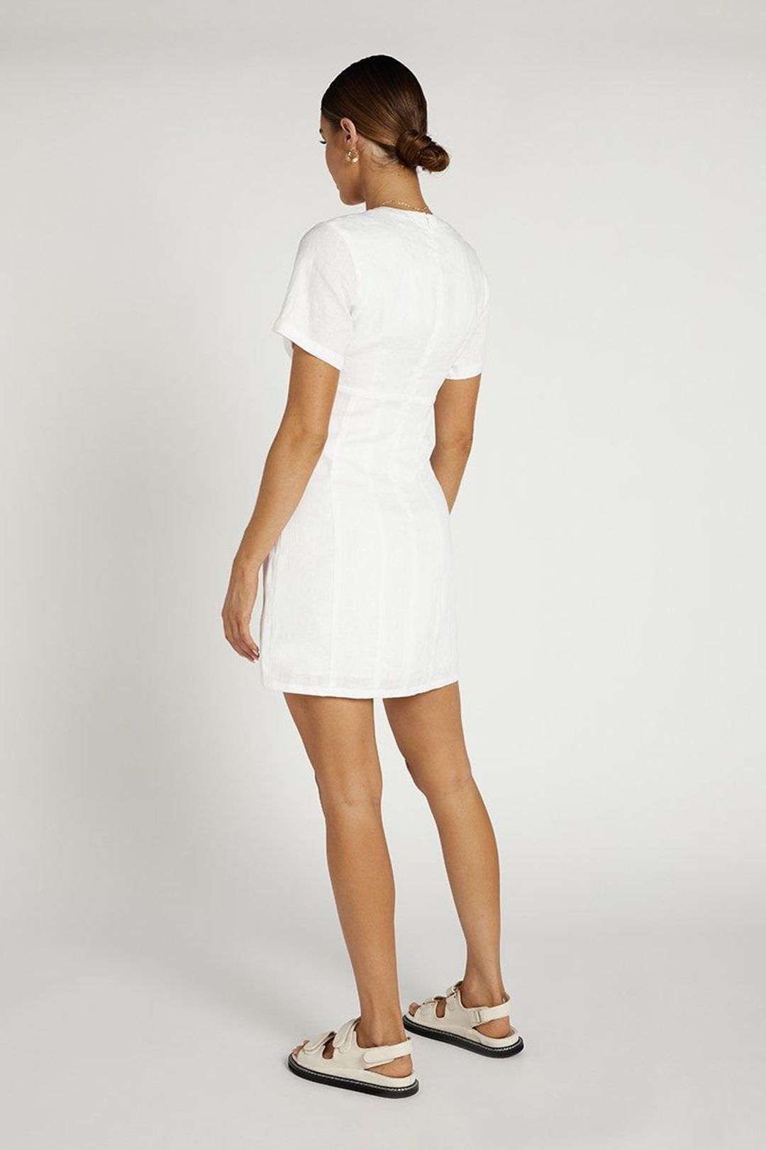 Dissh Nova Linen Mini Dress White Size 6 / XS for rent on The Volte - main image