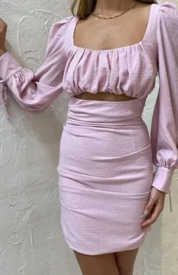 By Nicola Romantica for rent on The Volte - image 3