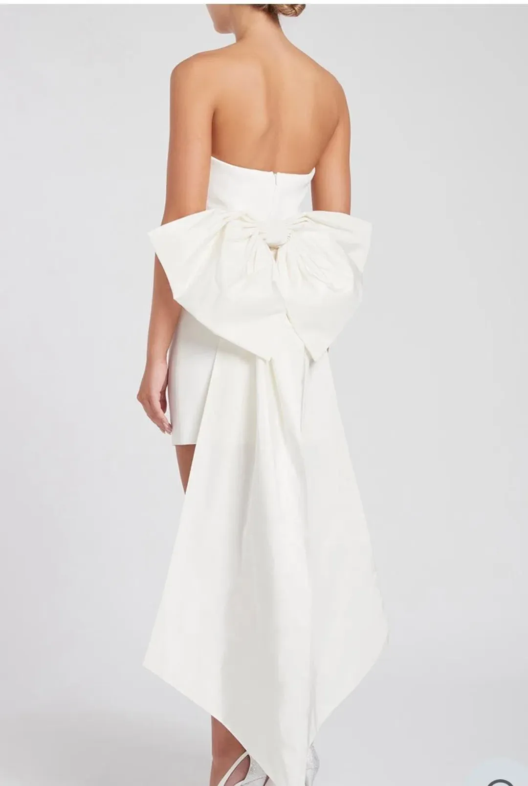 Rebecca Vallance Daphne Mini Ivory Size 8 for rent on The Volte - main image