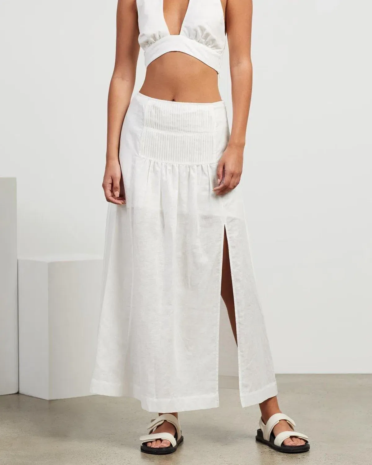 Hansen and Gretel Aster skirt white size 8 for rent on The Volte - main image