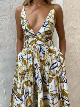 Bec & Bridge Eugenie Maxi Dress In Print Size 6 for rent on The Volte - image 4