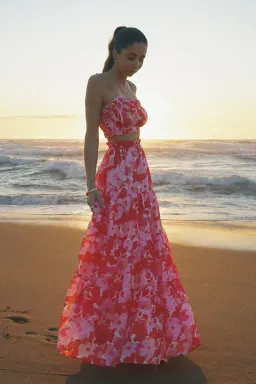 Steele Layla Crop and Flora Skirt Set Print Size 6/8 for rent on The Volte - image 3