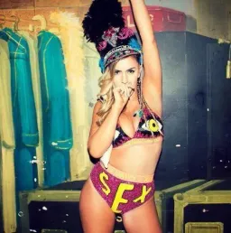 Discount Universe Evil Eye Bra Sex Underwear Set Pink Size Small for rent on The Volte - image 2