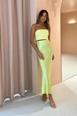 Bec and Bridge Citrus Sweetie Set Yellow Size 6  for rent on The Volte - image 2