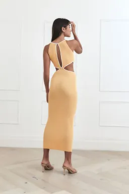 San Sloane Adrian Rib Midi Dress Yellow Size 8  for rent on The Volte - image 3