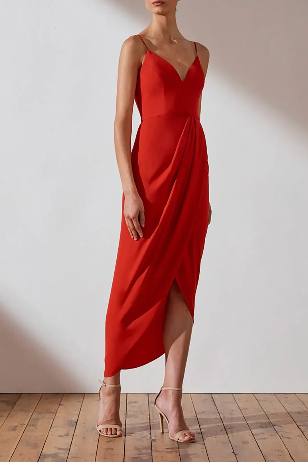 Shona Joy Core Cocktail Dress Red Size 10 for rent on The Volte - main image