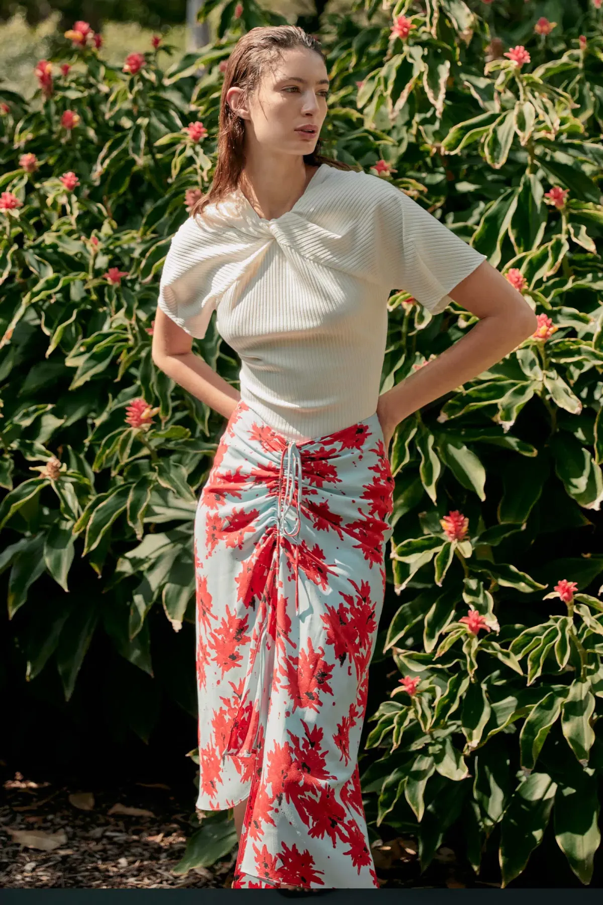 Bianca Spender Gievra Bloom Skirt Print Size 4 for rent on The Volte - main image